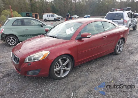2011 Volvo C70 T5 from USA, damaged, VIN YV1672MC8BJ107388